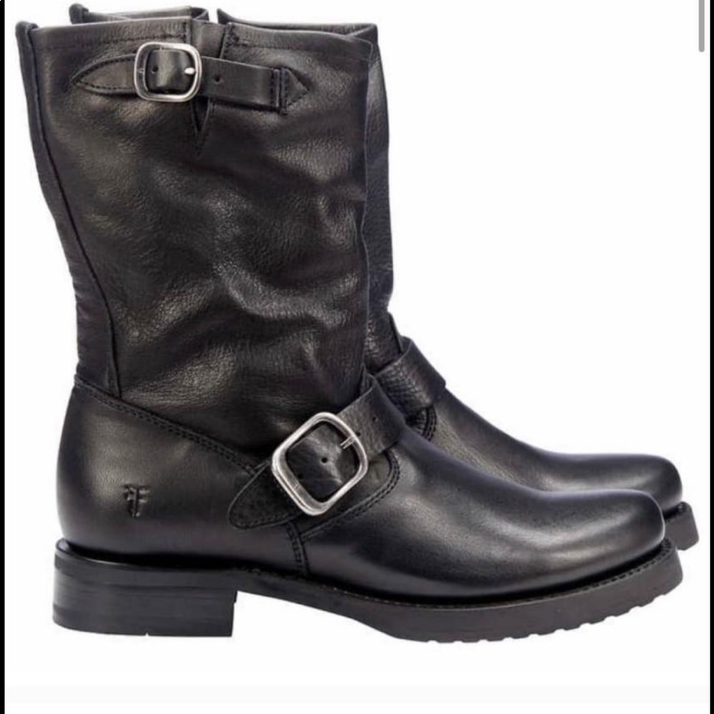 NIB veronica short boot back Sz 9.5 women’s